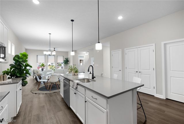 374 Bascule Drive, Lorain, OH 44052