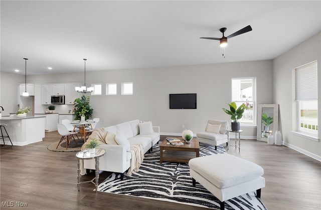 374 Bascule Drive, Lorain, OH 44052