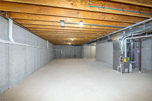 374 Bascule Drive, Lorain, OH 44052