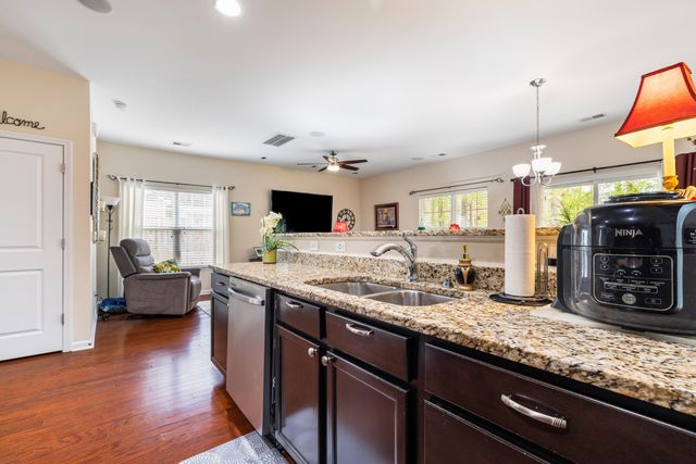 1517 Thoroughbred Boulevard, Johns Island, SC 29455