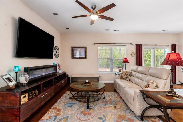 1517 Thoroughbred Boulevard, Johns Island, SC 29455