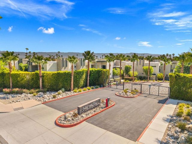 110 The Riv, Palm Springs, CA 92262