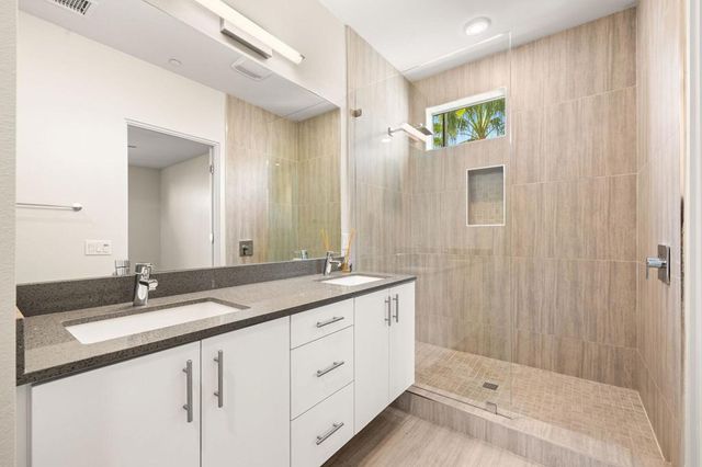 110 The Riv, Palm Springs, CA 92262