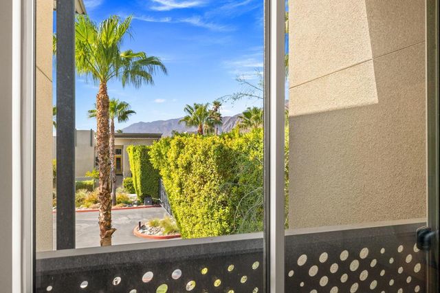 110 The Riv, Palm Springs, CA 92262