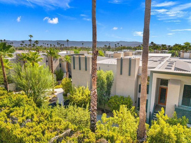 110 The Riv, Palm Springs, CA 92262
