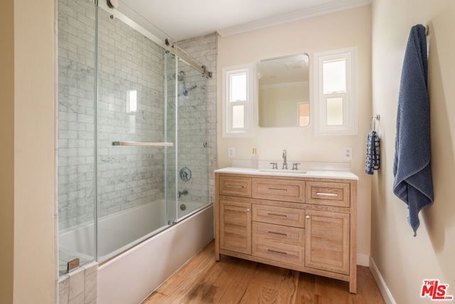 10596 Cushdon Avenue, Los Angeles, CA 90064