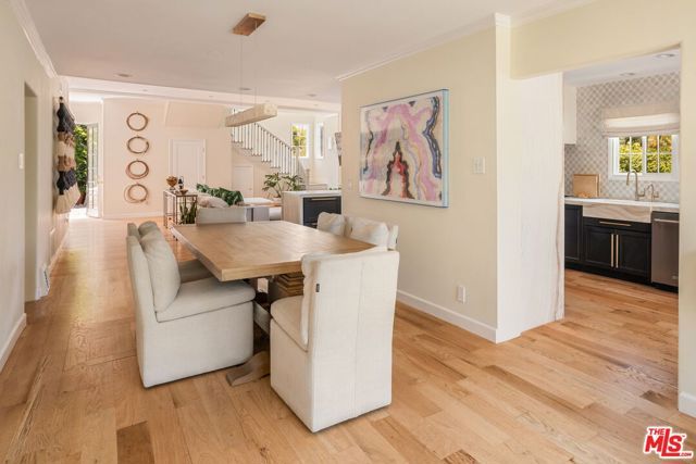 10596 Cushdon Avenue, Los Angeles, CA 90064