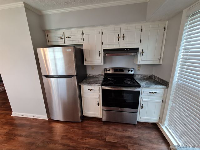 1601 COBBLESTONE Court, Montgomery, AL 36117