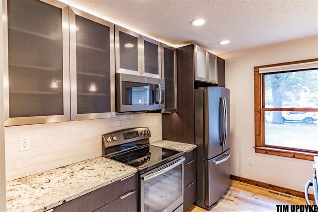 16661 152nd Avenue, Spring Lake, MI 49456