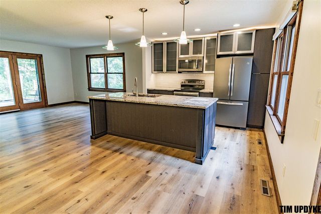 16661 152nd Avenue, Spring Lake, MI 49456