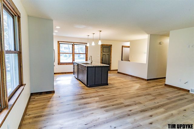 16661 152nd Avenue, Spring Lake, MI 49456