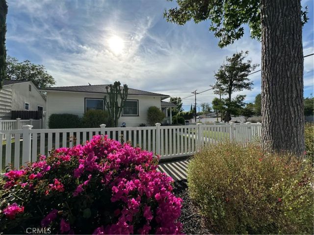 5785 Bertrand Avenue, Encino, CA 91316