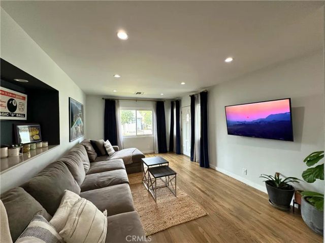 5785 Bertrand Avenue, Encino, CA 91316