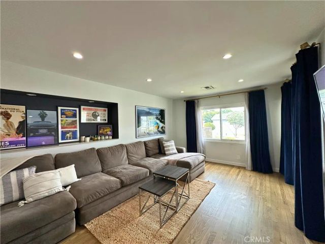 5785 Bertrand Avenue, Encino, CA 91316