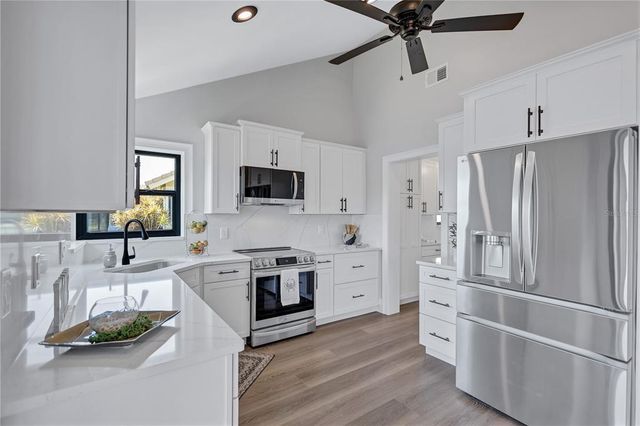 75 INLETS BOULEVARD 75, Nokomis, FL 34275