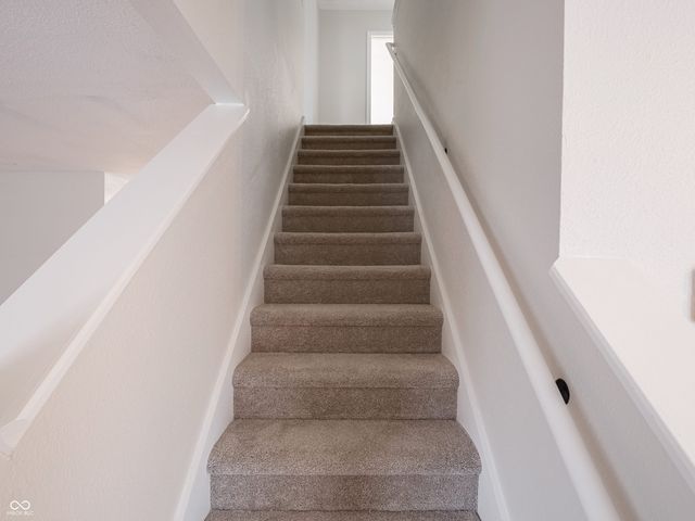 9220 Bridgestone Court, Indianapolis, IN 46231