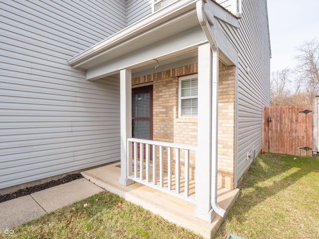 9220 Bridgestone Court, Indianapolis, IN 46231