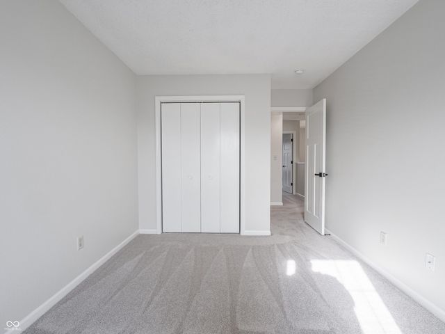 9220 Bridgestone Court, Indianapolis, IN 46231