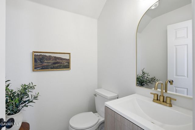 43010 Yaffa Street, Lancaster, CA 93535