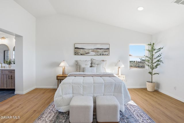 43010 Yaffa Street, Lancaster, CA 93535