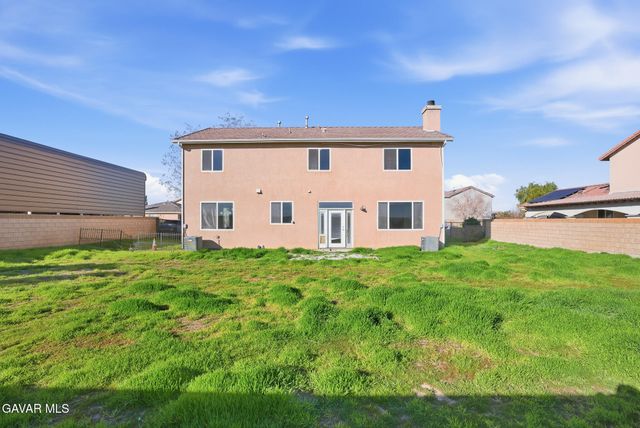 43010 Yaffa Street, Lancaster, CA 93535