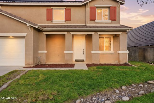 43010 Yaffa Street, Lancaster, CA 93535