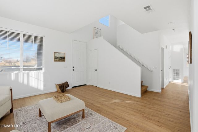 43010 Yaffa Street, Lancaster, CA 93535