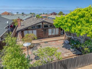 215 S Sanderson Way, Fort Bragg, CA 95437