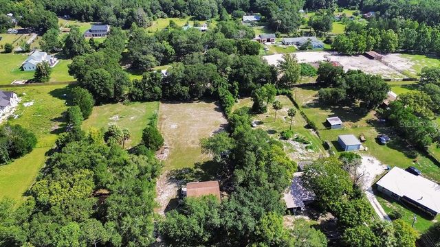 1379 TAYLOR ROAD W, Deland, FL 32720