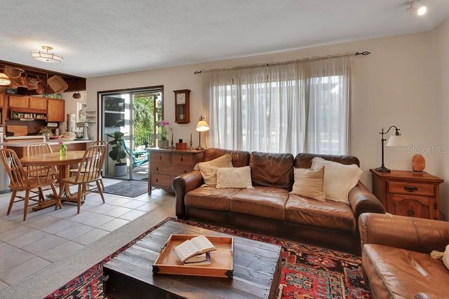 1379 TAYLOR ROAD W, Deland, FL 32720