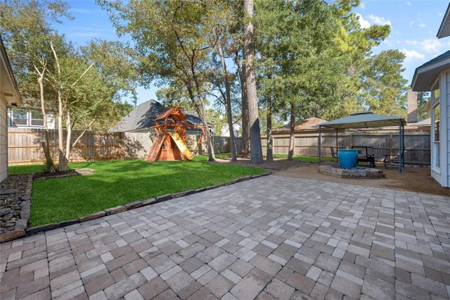 1807 Mountain Aspen Lane, Kingwood, TX 77345