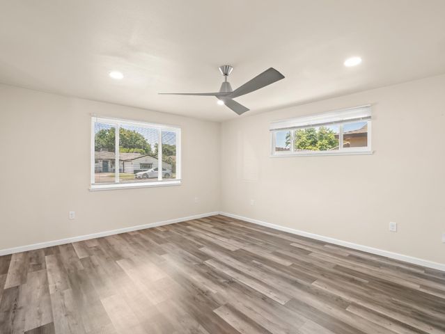 2409 E Holland Avenue, Fresno, CA 93726