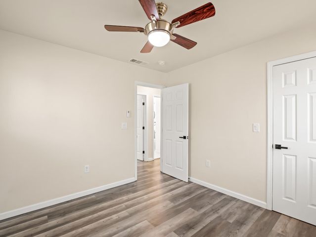 2409 E Holland Avenue, Fresno, CA 93726