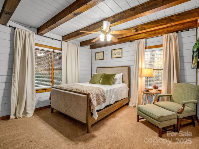 446 Rainbow Circle, Lake Lure, NC 28746