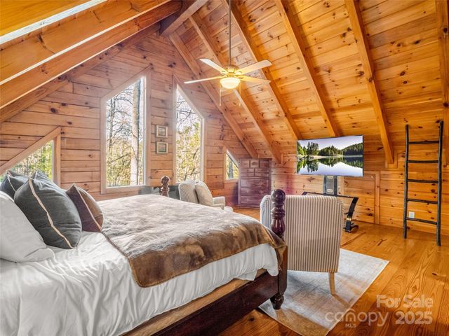 446 Rainbow Circle, Lake Lure, NC 28746