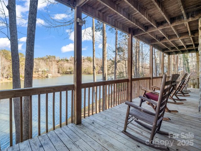 446 Rainbow Circle, Lake Lure, NC 28746