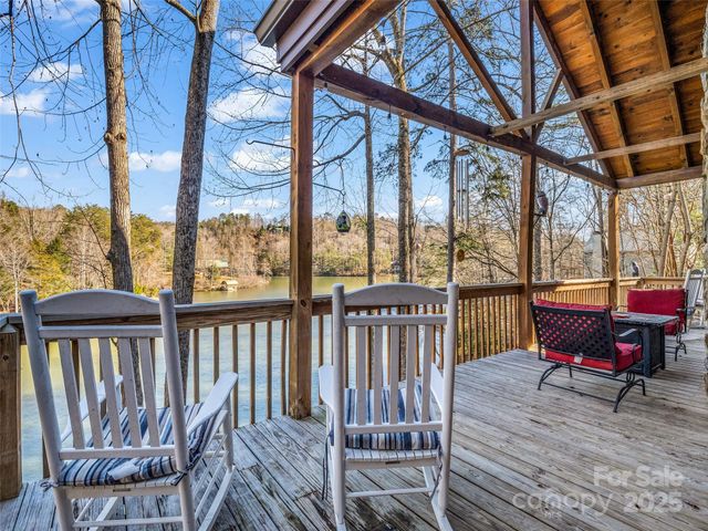 446 Rainbow Circle, Lake Lure, NC 28746