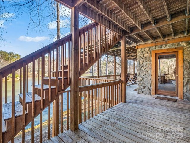 446 Rainbow Circle, Lake Lure, NC 28746