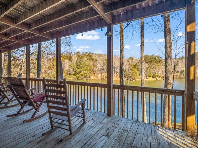 446 Rainbow Circle, Lake Lure, NC 28746