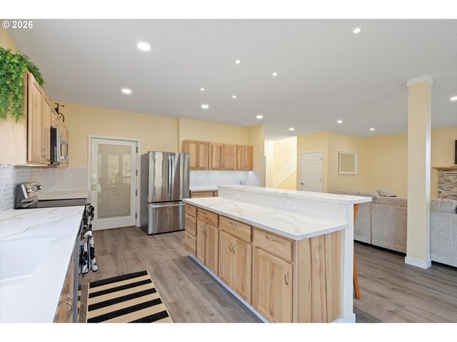 2013 Ne 58TH St, Lincoln City, OR 97367