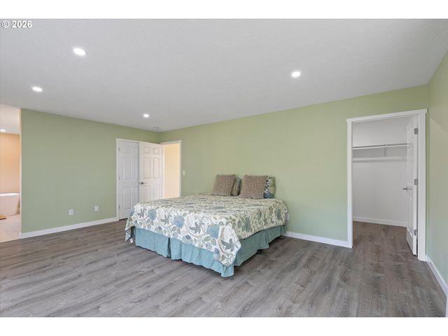 2013 Ne 58TH St, Lincoln City, OR 97367