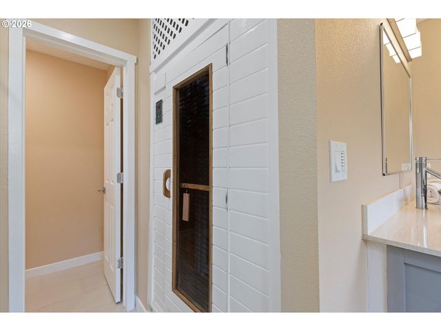 2013 Ne 58TH St, Lincoln City, OR 97367