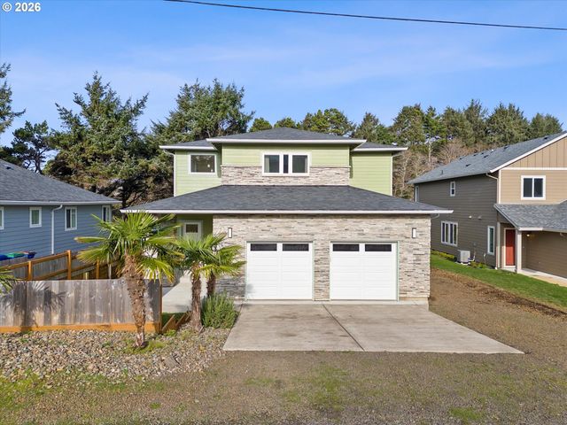 2013 Ne 58TH St, Lincoln City, OR 97367
