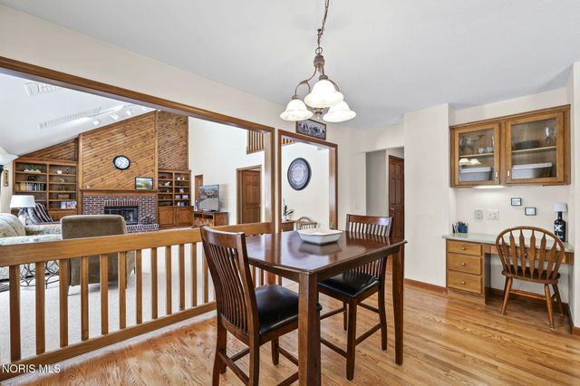 8937 Sycamore Trail, Sylvania, OH 43560