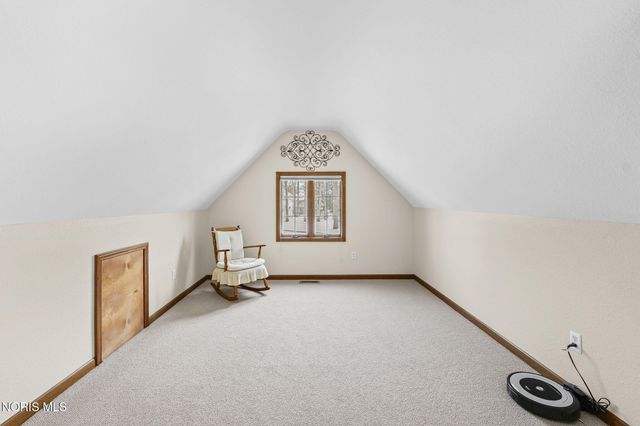 8937 Sycamore Trail, Sylvania, OH 43560