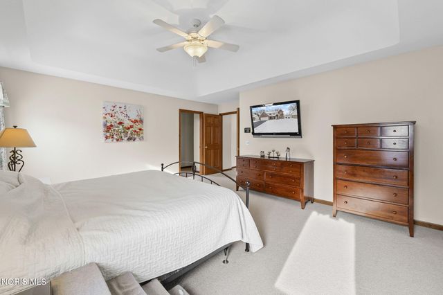 8937 Sycamore Trail, Sylvania, OH 43560
