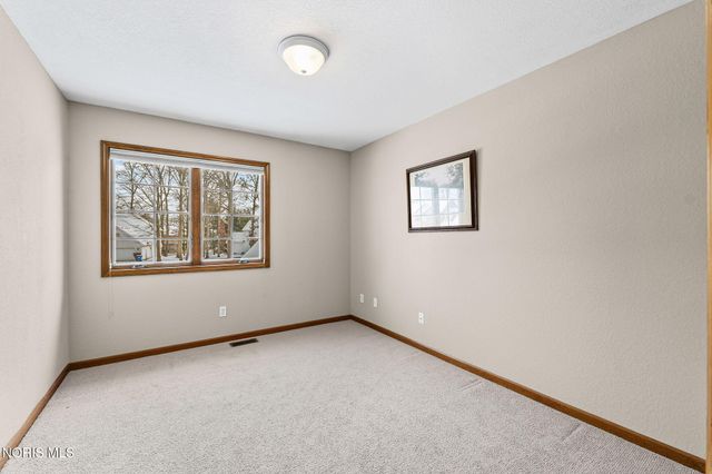 8937 Sycamore Trail, Sylvania, OH 43560