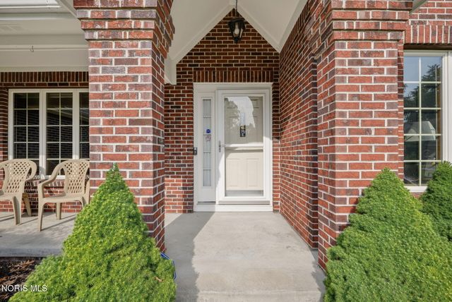 8937 Sycamore Trail, Sylvania, OH 43560