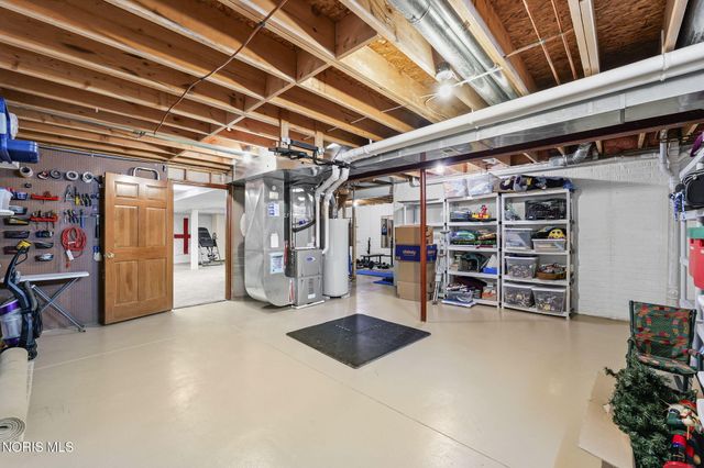8937 Sycamore Trail, Sylvania, OH 43560
