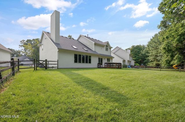 8937 Sycamore Trail, Sylvania, OH 43560